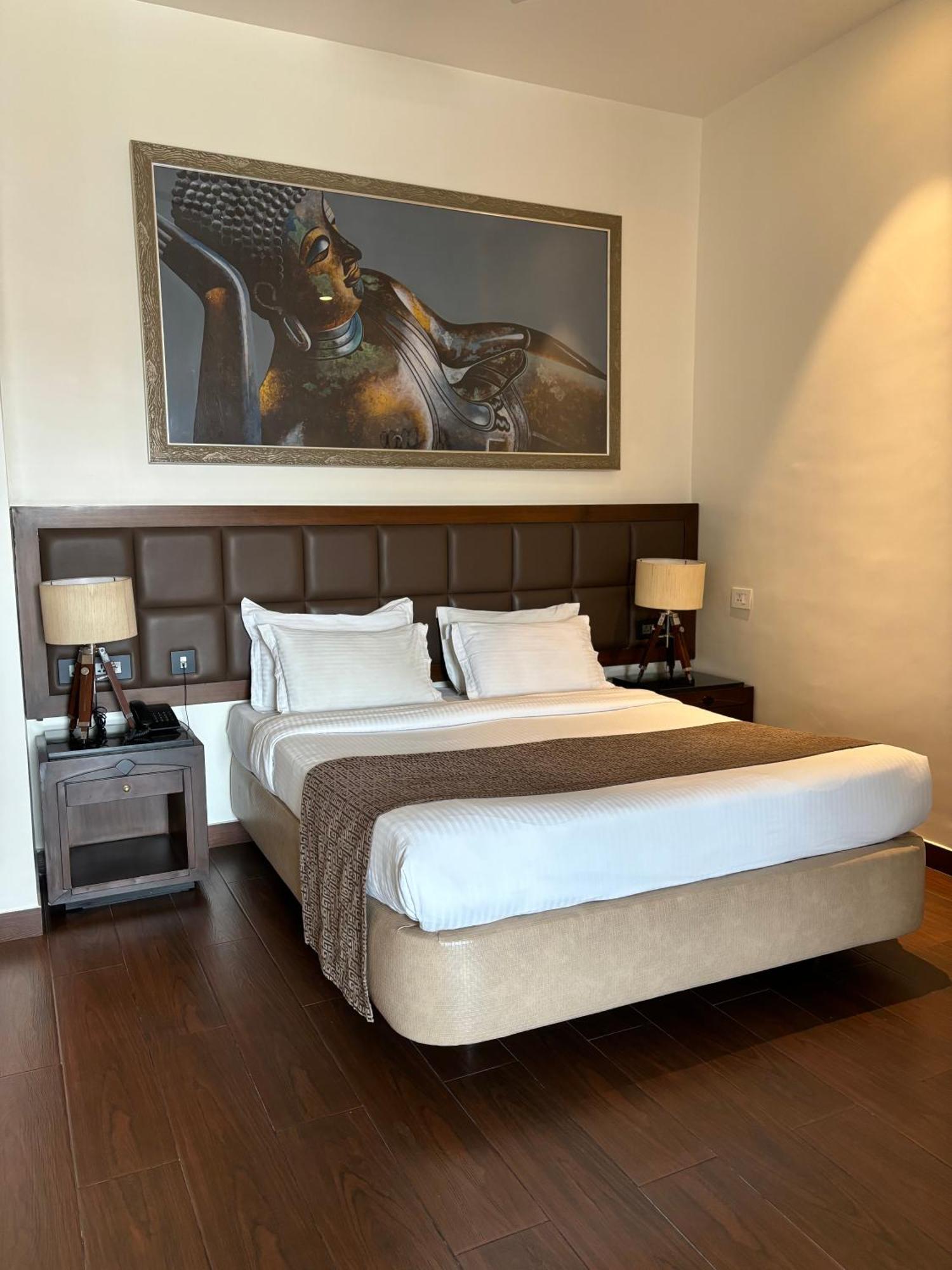 Park Suites Calcutta Extérieur photo